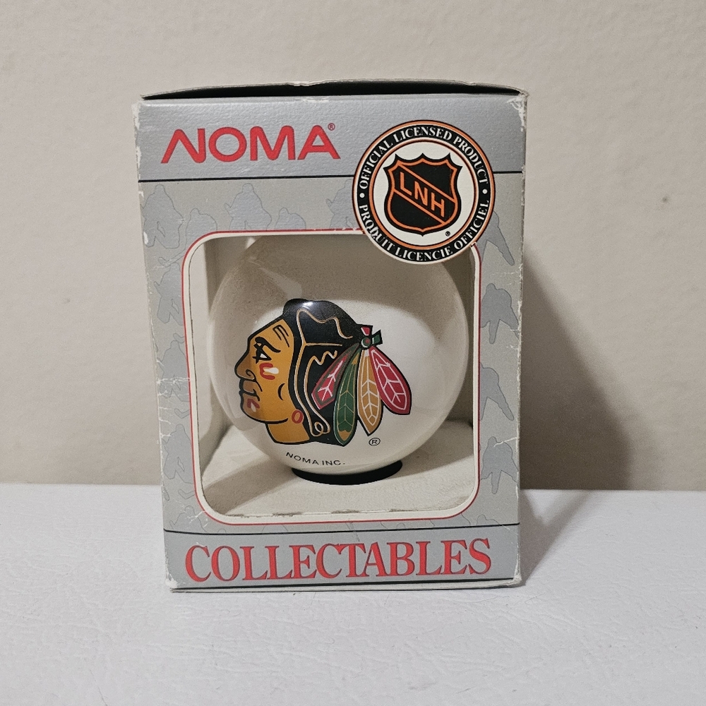 Vintage 1993 Noma NHL ornament collection Chicago Blackhawks
